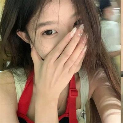 猫在爬